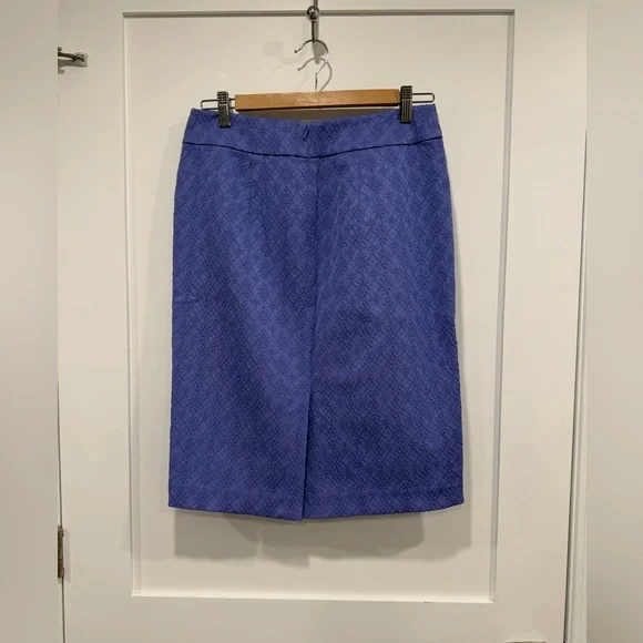 Banana Republic Lilac Textured Pencil Skirt - Picture 7 of 10